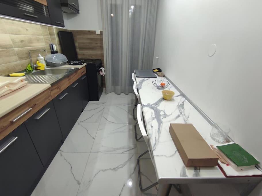 Lux Appartment , 3 Rooms Full Extra , City Center Thessaloniki Exterior photo